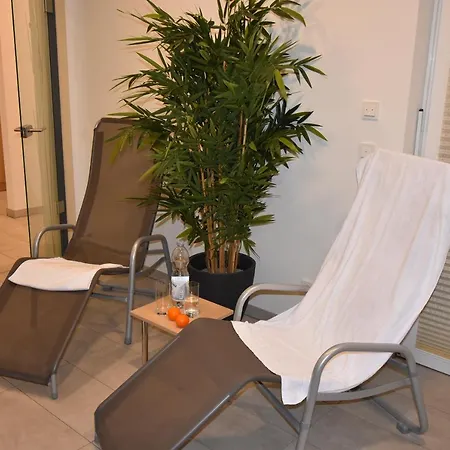Kleine Robbe Apartment Glowe Exterior photo